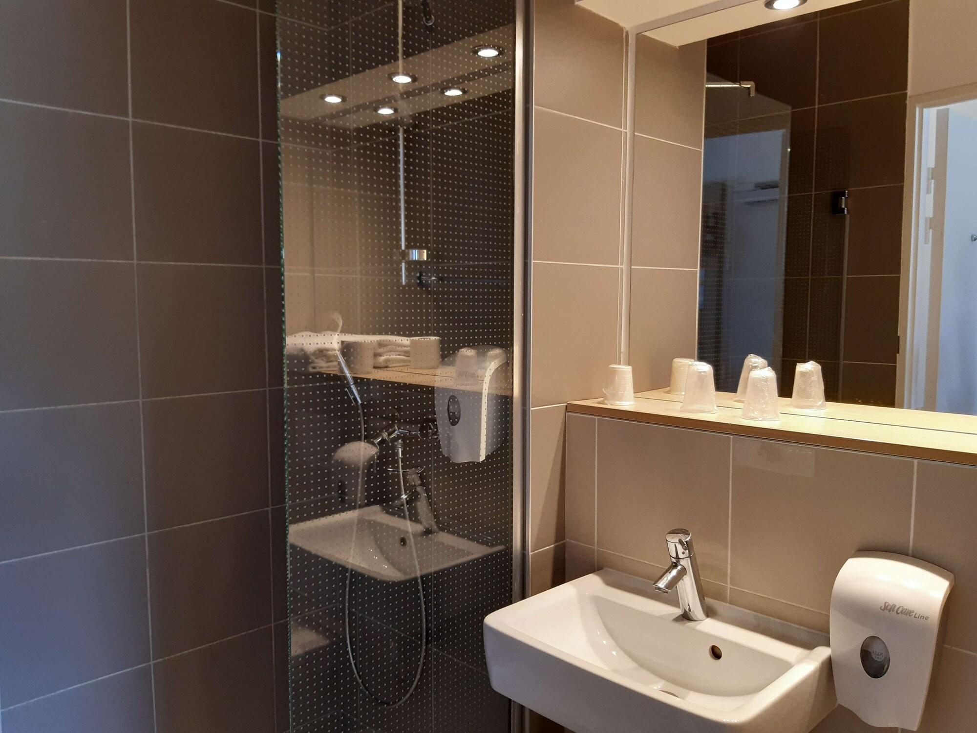 B&B Hotel Saint-Witz Roissy Buitenkant foto